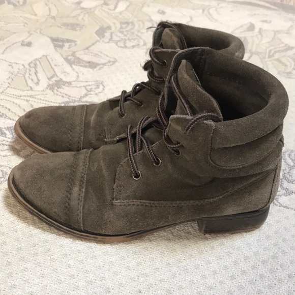 Steve Madden Maecie army green laceup combat boots - Picture 6 of 8